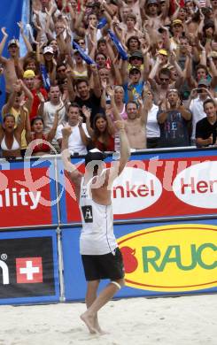 Beachvolleyball. Jubel Alexander Horst (AUT). Klagenfurt, 31.7.2009.
Foto: Kuess 
---
pressefotos, pressefotografie, kuess, qs, qspictures, sport, bild, bilder, bilddatenbank