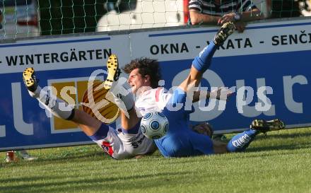 Fussball. Regionalliga. SAK gegen St. Veit.  Kriznik Marko (SAK), Hoelbling Patrick (St.Veit). Klagenfurt, 7.8.2009. 
Foto: Kuess

---
pressefotos, pressefotografie, kuess, qs, qspictures, sport, bild, bilder, bilddatenbank