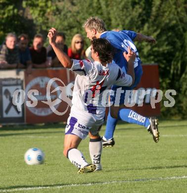 Fussball. Regionalliga. SAK gegen St. Veit.  Kriznik Marko (SAK), Hoelbling Patrick (St.Veit). Klagenfurt, 7.8.2009. 
Foto: Kuess

---
pressefotos, pressefotografie, kuess, qs, qspictures, sport, bild, bilder, bilddatenbank