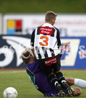 Fussball Regionalliga. WAC/St. Andrae gegen St. Stefan/Lav. Manuel Kerhe (WAC/St. Andrae), Christoph Dohr (St. Stefan). Wolfsberg, am 7.8.2009.
Foto: Kuess
---
pressefotos, pressefotografie, kuess, qs, qspictures, sport, bild, bilder, bilddatenbank