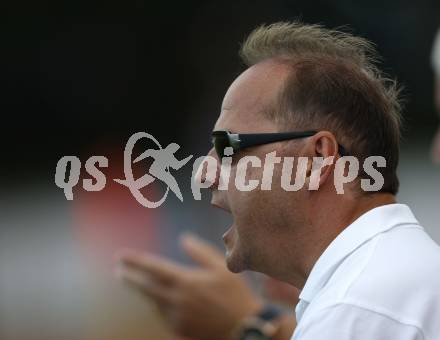 Fussball Regionalliga. WAC/St. Andrae gegen St. Stefan/Lav. Trainer Hans Peter Buchleitner (WAC/St. Andrae). Wolfsberg, am 7.8.2009.
Foto: Kuess
---
pressefotos, pressefotografie, kuess, qs, qspictures, sport, bild, bilder, bilddatenbank