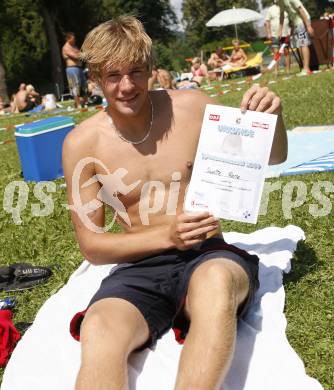 Woerthersee Ueberquerung. Rene Swette. Krumpendorf, am 8.8.2009.
Foto: Kuess
---
pressefotos, pressefotografie, kuess, qs, qspictures, sport, bild, bilder, bilddatenbank