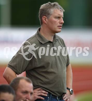 Fussball Regionalliga. WAC/St. Andrae gegen St. Stefan/Lav. Trainer Johann Dorner (St. Stefan). Wolfsberg, am 7.8.2009.
Foto: Kuess
---
pressefotos, pressefotografie, kuess, qs, qspictures, sport, bild, bilder, bilddatenbank