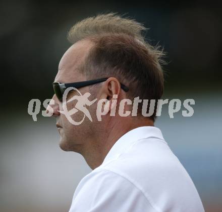 Fussball Regionalliga. WAC/St. Andrae gegen St. Stefan/Lav. Trainer Hans Peter Buchleitner (WAC/St. Andrae). Wolfsberg, am 7.8.2009.
Foto: Kuess
---
pressefotos, pressefotografie, kuess, qs, qspictures, sport, bild, bilder, bilddatenbank