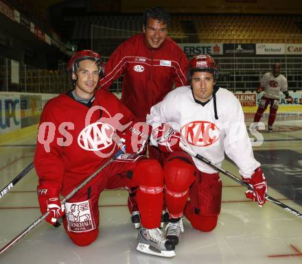 EBEL. Eishockey Bundesliga. Trainingsbeginn KAC. Trainer Many Viveiros, Dieter Kalt, Sebastian Scholz. Klagenfurt, am 10.8.2009.
Foto: Kuess 
---
pressefotos, pressefotografie, kuess, qs, qspictures, sport, bild, bilder, bilddatenbank