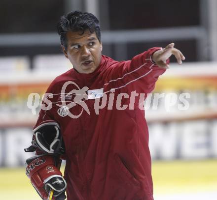 EBEL. Eishockey Bundesliga. Trainingsbeginn KAC. Trainer Many Viveiros. Klagenfurt, am 10.8.2009.
Foto: Kuess 
---
pressefotos, pressefotografie, kuess, qs, qspictures, sport, bild, bilder, bilddatenbank