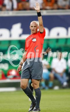 Fussball Bundesliga. SK Austria Kaernten gegen Sturm Graz. Schiedsrichter Oliver Drachta. Klagenfurt, am 9.8.2009.
Foto: Kuess
---
pressefotos, pressefotografie, kuess, qs, qspictures, sport, bild, bilder, bilddatenbank