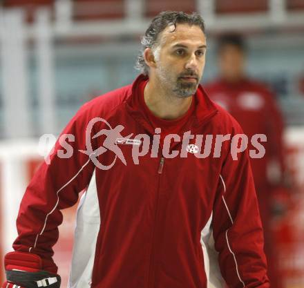 EBEL. Eishockey Bundesliga. Trainingsbeginn KAC. Co-Trainer Gerald Ressmann. Klagenfurt, am 10.8.2009.
Foto: Kuess 
---
pressefotos, pressefotografie, kuess, qs, qspictures, sport, bild, bilder, bilddatenbank