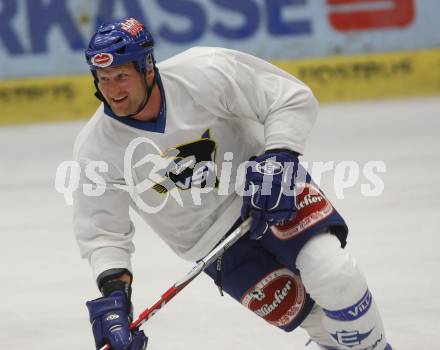 EBEL. Eishockey Bundesliga. Training VSV. Guenther Lanzinger. Villach, am 10.8.2009.
Foto: Kuess
---
pressefotos, pressefotografie, kuess, qs, qspictures, sport, bild, bilder, bilddatenbank