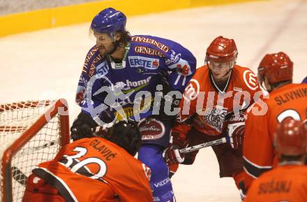 EBEL. Eishockey Bundesliga. Testspiel. Acroni Jesenice gegen EC VSV. Kiel McLeod (VSV), Ziga Jeglic (Jesenice). Jesenice, 16. 9. 2009.
Foto: Kuess 

---
pressefotos, pressefotografie, kuess, qs, qspictures, sport, bild, bilder, bilddatenbank