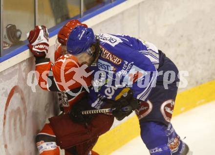 EBEL. Eishockey Bundesliga. Testspiel. Acroni Jesenice gegen EC VSV. Kiel McLeod (VSV), Mitja Robar (Jesenice). Jesenice, 16. 9. 2009.
Foto: Kuess 

---
pressefotos, pressefotografie, kuess, qs, qspictures, sport, bild, bilder, bilddatenbank