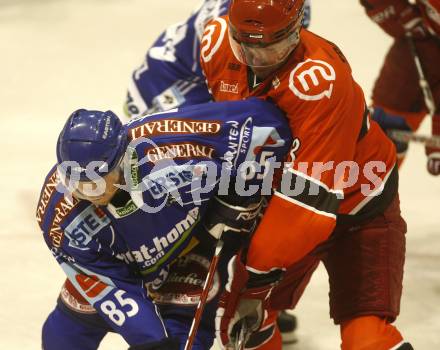 EBEL. Eishockey Bundesliga. Testspiel. Acroni Jesenice gegen EC VSV. Philipp Pinter (VSV), Troscinski Andrej (Jesenice). Jesenice, 16. 9. 2009.
Foto: Kuess 

---
pressefotos, pressefotografie, kuess, qs, qspictures, sport, bild, bilder, bilddatenbank