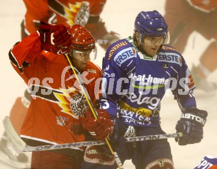 EBEL. Eishockey Bundesliga. Testspiel. Acroni Jesenice gegen EC VSV. Benjamin Petrik (VSV), Marjan Manfreda  (Jesenice). Jesenice, 16. 9. 2009.
Foto: Kuess 

---
pressefotos, pressefotografie, kuess, qs, qspictures, sport, bild, bilder, bilddatenbank