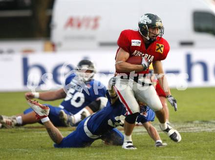 American Football European Championsship 2009. Oesterreich gegen Italien.  Andrej Kliman (AUT), Thomas Bazzani (ITA). Wolfsberg, am 18.8.2009.
Foto: Kuess
---
pressefotos, pressefotografie, kuess, qs, qspictures, sport, bild, bilder, bilddatenbank