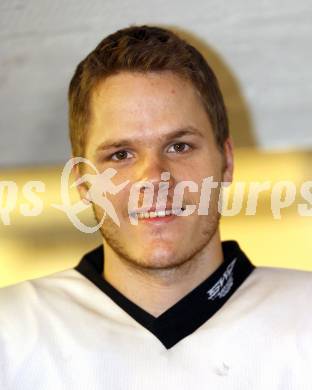 EBEL. Eishockey Bundesliga. KAC. Geier Stephan. Klagenfurt, 20.8.2009.
Foto: Kuess
---
pressefotos, pressefotografie, kuess, qs, qspictures, sport, bild, bilder, bilddatenbank