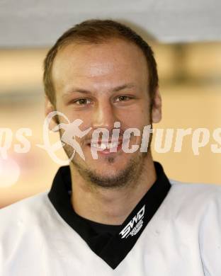 EBEL. Eishockey Bundesliga. KAC. Kirisits Johannes. Klagenfurt, 20.8.2009.
Foto: Kuess
---
pressefotos, pressefotografie, kuess, qs, qspictures, sport, bild, bilder, bilddatenbank