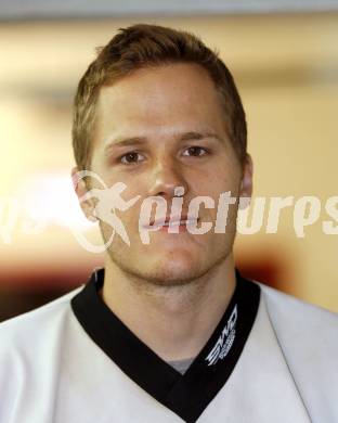 EBEL. Eishockey Bundesliga. KAC. Geier Manuel. Klagenfurt, 20.8.2009.
Foto: Kuess
---
pressefotos, pressefotografie, kuess, qs, qspictures, sport, bild, bilder, bilddatenbank