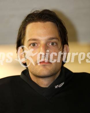 EBEL. Eishockey Bundesliga. KAC. Enzenhofer Hannes. Klagenfurt, 20.8.2009.
Foto: Kuess
---
pressefotos, pressefotografie, kuess, qs, qspictures, sport, bild, bilder, bilddatenbank