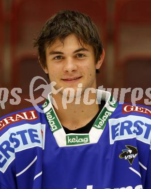 EBEL. Eishockey Bundesliga. VSV. Mannschaftsfototermin. Christof Martinz. Villach, 21.8.2009.
Foto: Kuess
---
pressefotos, pressefotografie, kuess, qs, qspictures, sport, bild, bilder, bilddatenbank