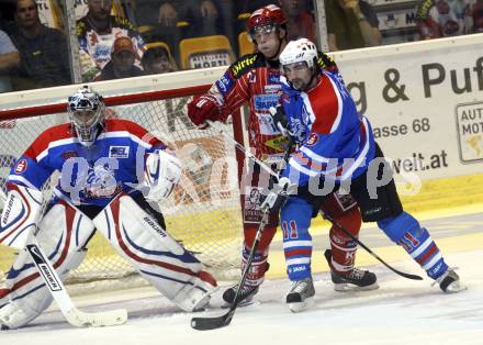 Eishockey Bundesliga. Testspiel KAC gegen Nuernberger Ice Tigers. Thomas Hundertpfund (KAC), Patrick Ehelechner, Dan Spang (Nuernberg). Klagenfurt, am 20.8.2009.
Foto: Kuess
---
pressefotos, pressefotografie, kuess, qs, qspictures, sport, bild, bilder, bilddatenbank