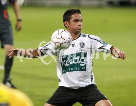 Fussball Austria Kaernten gegen SV Josko Ried. Andre Schembri (Kaernten). Klagenfurt, am 21.8.2009.
Foto: Kuess
---
pressefotos, pressefotografie, kuess, qs, qspictures, sport, bild, bilder, bilddatenbank