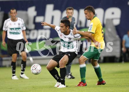 Fussball Austria Kaernten gegen SV Josko Ried. Andre Schembri (Kaernten), Anel Hadzic (Ried). Klagenfurt, am 21.8.2009.
Foto: Kuess
---
pressefotos, pressefotografie, kuess, qs, qspictures, sport, bild, bilder, bilddatenbank