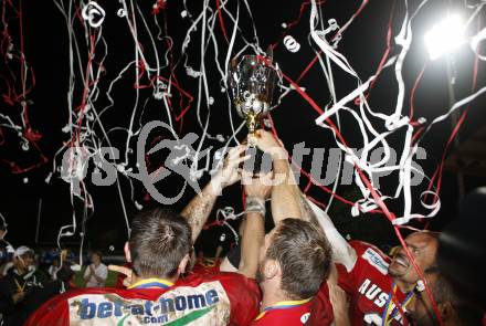 American Football. European Championship 2009. Oesterreich gegen Daenemark. Jubel (Oesterreich). Wolfsberg, 22.8.2009.
Foto: Kuess
---
pressefotos, pressefotografie, kuess, qs, qspictures, sport, bild, bilder, bilddatenbank