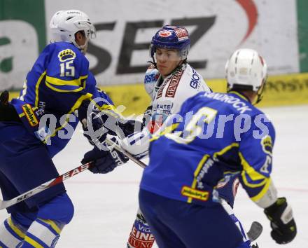 EBEL. Eishockey Bundesliga. Testspiel. VSV gegen Medvedscak Zagreb. Nico Toff,  (VSV),  Andy Sertich, Roby Sandrock (Zagreb). Villach, am 23.8.2009.
Foto: Kuess

---
pressefotos, pressefotografie, kuess, qs, qspictures, sport, bild, bilder, bilddatenbank