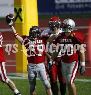 American Football. European Championship 2009. Oesterreich gegen Daenemark. Jubel Gregor Pachmann, Rinner Mario (AUT). Wolfsberg, 22.8.2009.
Foto: Kuess
---
pressefotos, pressefotografie, kuess, qs, qspictures, sport, bild, bilder, bilddatenbank