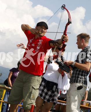 EBEL. Eishockey Bundesliga. KAC. Highland Games fuer Eishockey Fanclubs. Jeff Shantz. Althofen, am 22.8.2009.
Foto: Kuess
---
pressefotos, pressefotografie, kuess, qs, qspictures, sport, bild, bilder, bilddatenbank