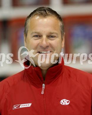 EBEL. Eishockey Bundesliga. KAC. Mannschaftsfototermin. Poecheim Erich. Klagenfurt, am 24.8.2009.
Foto: Kuess 

---
pressefotos, pressefotografie, kuess, qs, qspictures, sport, bild, bilder, bilddatenbank