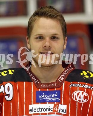 EBEL. Eishockey Bundesliga. KAC. Mannschaftsfototermin. Geier Stephan. Klagenfurt, am 24.8.2009.
Foto: Kuess
---
pressefotos, pressefotografie, kuess, qs, qspictures, sport, bild, bilder, bilddatenbank