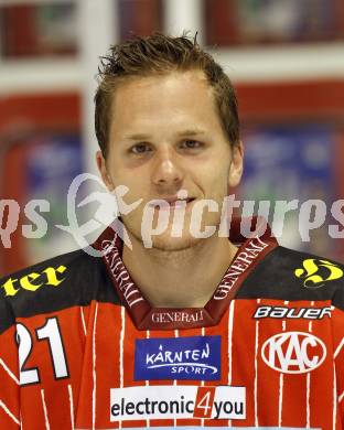 EBEL. Eishockey Bundesliga. KAC. Mannschaftsfototermin. Geier Manuel. Klagenfurt, am 24.8.2009.
Foto: Kuess 

---
pressefotos, pressefotografie, kuess, qs, qspictures, sport, bild, bilder, bilddatenbank