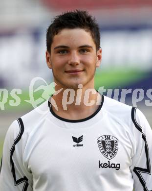 Fussball Bundesliga. Fussball Akademie SK Austria Kaernten. Amateure.  Bundesnachwuchszentrum. Roland Putsche.  Klagenfurt, am 6.8.2009.
Foto: Kuess 
---
pressefotos, pressefotografie, kuess, qs, qspictures, sport, bild, bilder, bilddatenbank