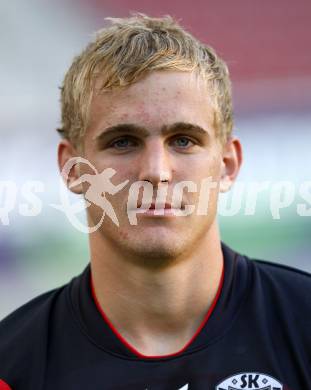 Fussball Bundesliga. Fussball Akademie SK Austria Kaernten. Amateure.  Bundesnachwuchszentrum. Marc Baumgartner.  Klagenfurt, am 6.8.2009.
Foto: Kuess 
---
pressefotos, pressefotografie, kuess, qs, qspictures, sport, bild, bilder, bilddatenbank