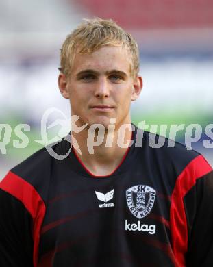 Fussball Bundesliga. Fussball Akademie SK Austria Kaernten. Amateure.  Bundesnachwuchszentrum. Marc Baumgartner.  Klagenfurt, am 6.8.2009.
Foto: Kuess 
---
pressefotos, pressefotografie, kuess, qs, qspictures, sport, bild, bilder, bilddatenbank