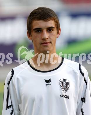 Fussball Bundesliga. Fussball Akademie SK Austria Kaernten. Amateure.  Bundesnachwuchszentrum. Balazs Sebestyen.  Klagenfurt, am 6.8.2009.
Foto: Kuess 
---
pressefotos, pressefotografie, kuess, qs, qspictures, sport, bild, bilder, bilddatenbank