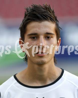 Fussball Bundesliga. Fussball Akademie SK Austria Kaernten. Amateure.  Bundesnachwuchszentrum. Hrvoje Jakovljevic.  Klagenfurt, am 6.8.2009.
Foto: Kuess 
---
pressefotos, pressefotografie, kuess, qs, qspictures, sport, bild, bilder, bilddatenbank