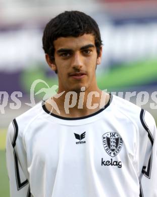 Fussball Bundesliga. Fussball Akademie SK Austria Kaernten. Amateure.  Bundesnachwuchszentrum. Bonura.  Klagenfurt, am 6.8.2009.
Foto: Kuess 
---
pressefotos, pressefotografie, kuess, qs, qspictures, sport, bild, bilder, bilddatenbank