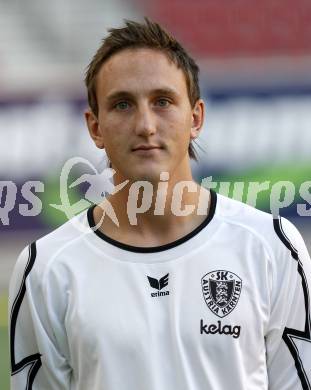 Fussball Bundesliga. Fussball Akademie SK Austria Kaernten. Amateure.  Bundesnachwuchszentrum. Manuel Kollmann.  Klagenfurt, am 6.8.2009.
Foto: Kuess 
---
pressefotos, pressefotografie, kuess, qs, qspictures, sport, bild, bilder, bilddatenbank