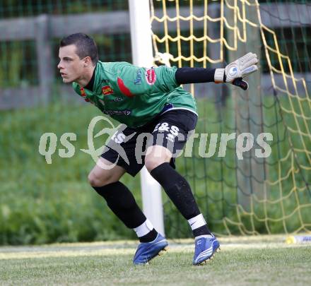 Fussball KFV Cup. DSG Sele/Zell gegen SAK. Marcel Reichmann (SAK). Zell, am 26.8.2009.
Foto: Kuess
---
pressefotos, pressefotografie, kuess, qs, qspictures, sport, bild, bilder, bilddatenbank