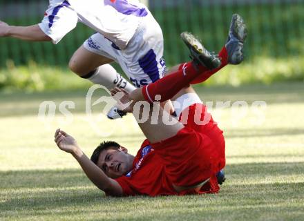 Fussball KFV Cup. DSG Sele/Zell gegen SAK. Daniel Cumurdzic (Zell). Zell, am 26.8.2009.
Foto: Kuess
---
pressefotos, pressefotografie, kuess, qs, qspictures, sport, bild, bilder, bilddatenbank