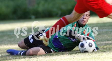 Fussball KFV Cup. DSG Sele/Zell gegen SAK. Marcel Reichmann (SAK). Zell, am 26.8.2009.
Foto: Kuess
---
pressefotos, pressefotografie, kuess, qs, qspictures, sport, bild, bilder, bilddatenbank