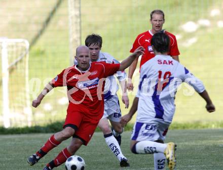 Fussball KFV Cup. DSG Sele/Zell gegen SAK. Florijan Dovjak (Zell). Zell, am 26.8.2009.
Foto: Kuess
---
pressefotos, pressefotografie, kuess, qs, qspictures, sport, bild, bilder, bilddatenbank