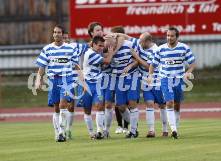 Fussball Kaerntner Liga. VSV gegen SV Feldkirchen. Torjubel (VSV). Villach, am 28.8.2009.
Foto: Kuess
---
pressefotos, pressefotografie, kuess, qs, qspictures, sport, bild, bilder, bilddatenbank