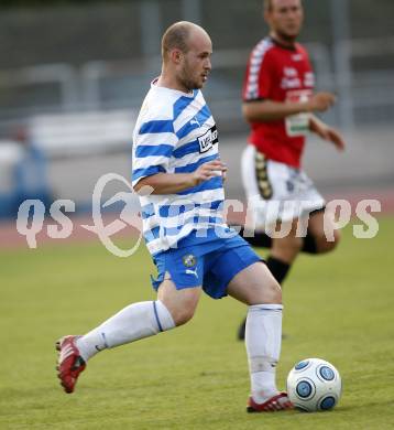 Fussball Kaerntner Liga. VSV gegen SV Feldkirchen. Daniel Barrazutti (VSV). Villach, am 28.8.2009.
Foto: Kuess
---
pressefotos, pressefotografie, kuess, qs, qspictures, sport, bild, bilder, bilddatenbank