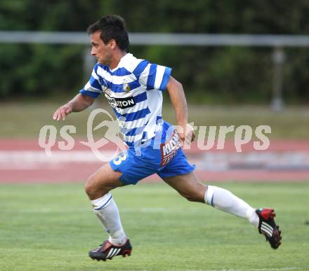 Fussball Kaerntner Liga. VSV gegen SV Feldkirchen. Philipp Weissenberger (VSV). Villach, am 28.8.2009.
Foto: Kuess
---
pressefotos, pressefotografie, kuess, qs, qspictures, sport, bild, bilder, bilddatenbank