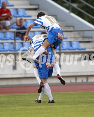 Fussball Kaerntner Liga. VSV gegen SV Feldkirchen. Torjubel (VSV). Villach, am 28.8.2009.
Foto: Kuess
---
pressefotos, pressefotografie, kuess, qs, qspictures, sport, bild, bilder, bilddatenbank