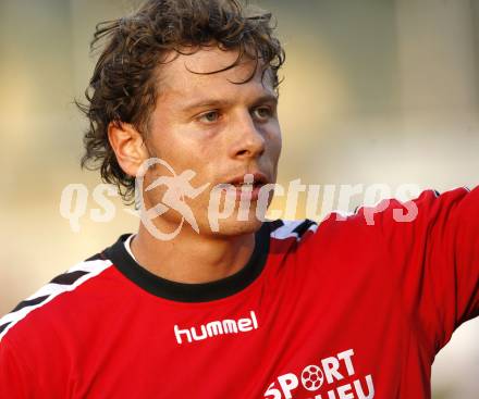 Fussball Kaerntner Liga. VSV gegen SV Feldkirchen. Gunther Jochen Stoxreiter (Feldkirchen). Villach, am 28.8.2009.
Foto: Kuess
---
pressefotos, pressefotografie, kuess, qs, qspictures, sport, bild, bilder, bilddatenbank