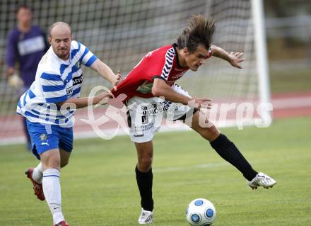 Fussball Kaerntner Liga. VSV gegen SV Feldkirchen. Daniel Barrazutti (VSV), Robert Micheu (Feldkirchen). Villach, am 28.8.2009.
Foto: Kuess
---
pressefotos, pressefotografie, kuess, qs, qspictures, sport, bild, bilder, bilddatenbank